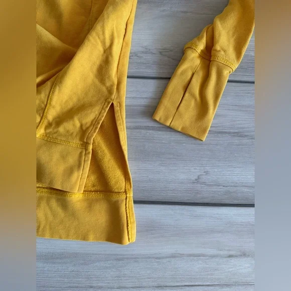 Sweaty Betty Long Sleeve Tee Yellow XS NWOT - Picture 5 of 5